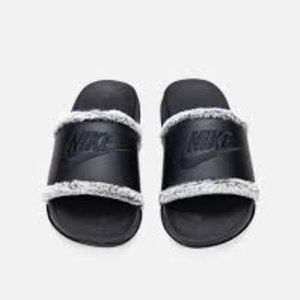 Nike Offcourt Logo Slides with plush lining